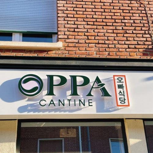Enseigne lumineuse, lettre relief en pvc rétroéclairé